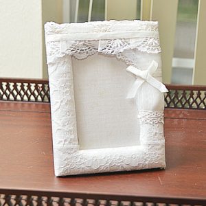 white lace picture frame